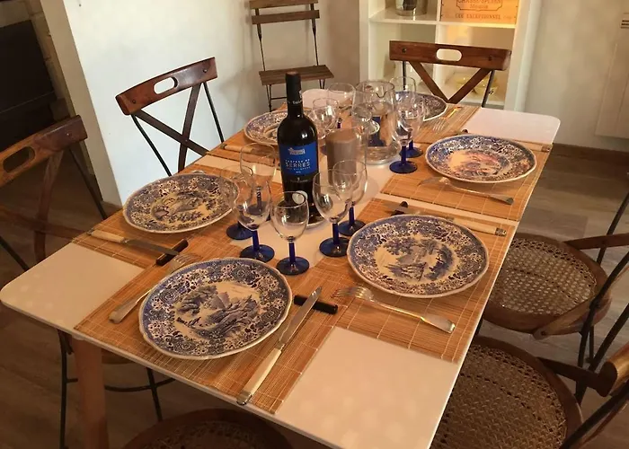 Mas Des Vignes - View Cite De